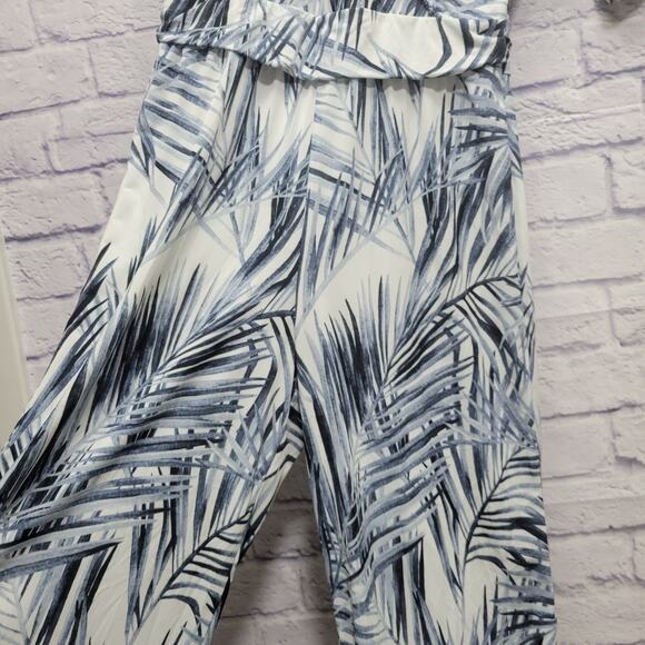 Soft Surroundings Bayside Jumpsuit Size XL Floral Blue White Pantsuit One-Piece - Picture 5 of 10